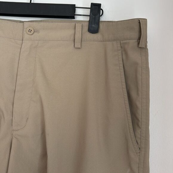 Nike Men’s golf shorts dry-fit cargo tan beige performance quick dry size 36 EUC - Picture 4 of 9
